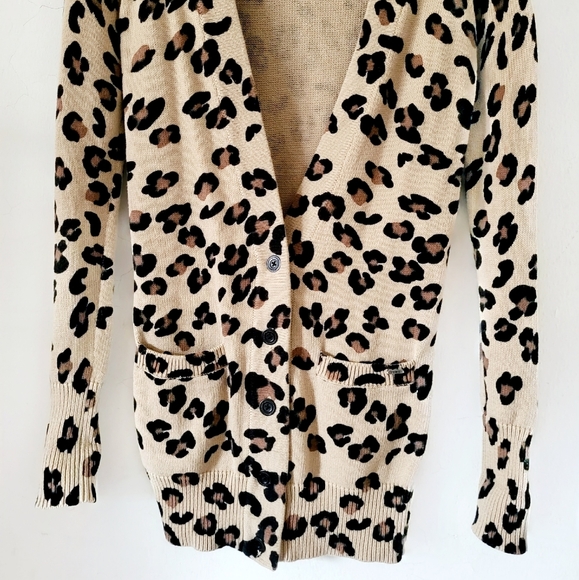 PINK by Victoria Secret  Leopard Print Long Sleeve Cardigan Sweater Size XS - Picture 4 of 13